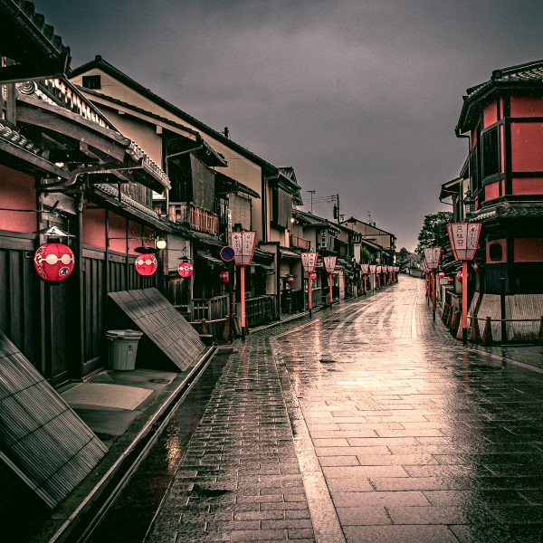 Honour---Rocco-Zampaglione---Cold-morning-in-Kyoto